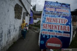 Kemarin, PPKM skala mikro hingga perekonomian 2020 minus 2,07 persen