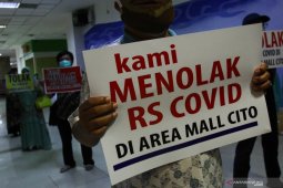 Unjuk rasa tolak rumah sakit COVID-19