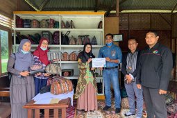 PLN salurkan dana CSR Rp59 juta kepada UMKM