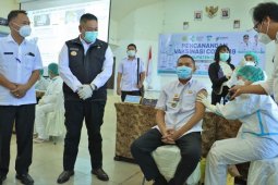 Bupati Dairi: Vaksinasi sebagai komitmen dalam pencegahan COVID-19