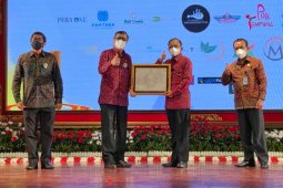 Menkumham serahkan sertifikat 24 kekayaan intelektual Bali (video)