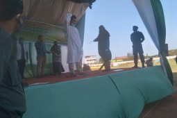Pasangan zina di Lhokseumawe dicambuk 200 kali
