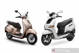 Skuter listrik TVS iQube pesaing Bajaj Chetak