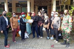 "Pakis" MDA Bali bantu korban kebakaran gudang rongsokan di Denpasar