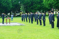 Bupati Lampung Barat lantik 17 pejabat eselon II