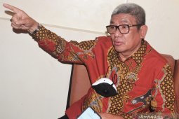 Bupati Thaher : Hampir semua aset sudah diserahkan Pemkab Malra ke Pemkot Tual
