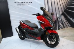 Honda segarkan Forza dengan fitur  dan desain yang menggoda