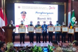 Enam kepala daerah di Aceh terima penghargaan Sahabat PWI