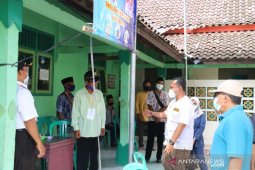 Wakil Bupati Pringsewu monitoring pelaksanaan pemilihan kepala lingkungan