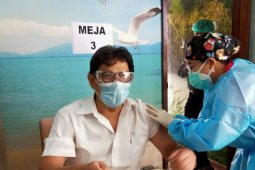 Bali sasar vaksinasi pada 395 nakes usia 60 tahun lebih