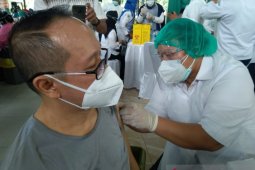 Kemenkes gelar vaksinasi massal bagi tenaga kesehatan di Medan