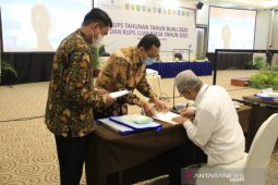 Bupati HST hadiri rapat umum pemegang saham Bank Kalsel