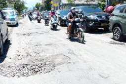 Sejumlah ruas jalan di Tulungagung rusak