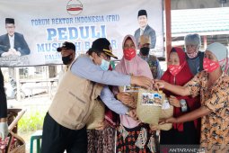 Warga Kurau bersyukur Universitas Lambung Mangkurat datang membantu