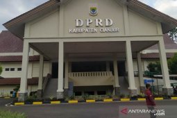 Anggota DPRD Cianjur terpapar COVID-19 jalani isolasi mandiri