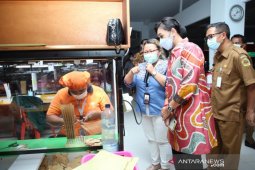 Pemkab Gianyar dampingi difabel tandatangani kontrak kerja