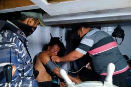 Basarnas Ternate selamatkan dua warga di perairan Sanana-Buru