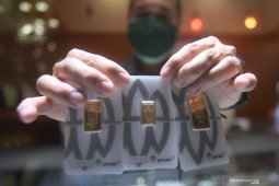 Harga Antam turun Rp2.000 per gram