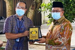 Tak pernah menunggak iuran listrik, Aceh Barat raih penghargaan dari PLN
