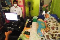 Sabang jemput bola rekam e-KTP warga lansia