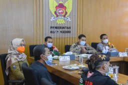 Pemkot Kediri targetkan kasus aktif COVID-19 turun di bawah 1 persen