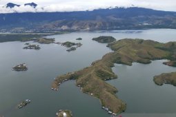 SPEKTRUM-Otsus dan peningkatan kualitas hidup orang asli Papua