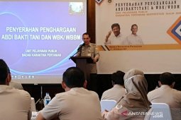 Karantina Pertanian Gorontalo raih penghargaan Abdi Bakti Tani