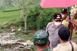 Pemkab Tulungagung siapkan anggaran Rp5 miliar untuk perbaiki jalan longsor