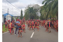 Pasukan Merah Dayak minta pengakuan hak hutan adat di kawasan TNBKDS