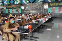 Dinas Penanaman Modal dan Pelayanan Terpadu Satu Pintu gelar sosialisasi