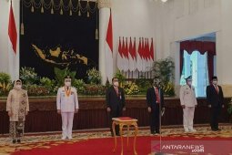 Hari ini Rohidin Mersyah-Rosjonsyah dilantik jadi pemimpin Bengkulu