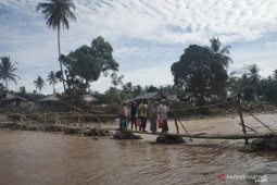 HST suffers a hundred billion loss of damaged roads and bridges after flood