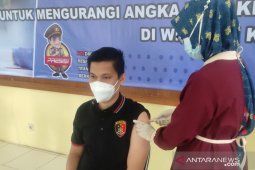 Dinkes Cianjur berikan vaksin bagi seribuan pegawai publik