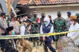 Pemkab Pamekasan gratiskan biaya pengobatan santri korban tebing longsor