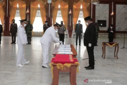 Gubernur Kalsel tekankan empat hal bagi kepala daerah baru