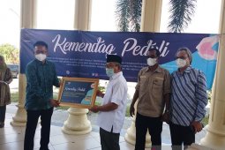 Kemendag serahkan 1.000 paket sembako bagi korban gempa Sulbar
