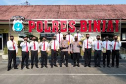 Kapolres Binjai beri penghargaan kepada personel berprestasi