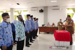 13 pejabat Aceh Timur dilantik. Ini harapan Bupati