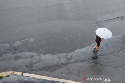 BMKG peringatkan beberapa wilayah berpotensi hujan lebat hari ini