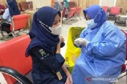 Pemkab Kubu Raya vaksinasi COVID-19 massal untuk 3.451 orang