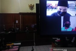 Kasus salah transfer BCA berlanjut di pengadilan