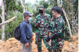 Personel TMMD Kodim 1206/PSB sosialisasikan cegah COVID-19 dan Karhutla
