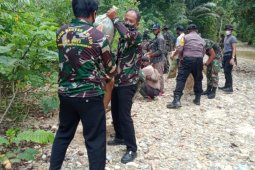 Sinergitas TNI - Polri dalam pelaksanaan TMMD Kodim 1206/PSB di Pangkadan