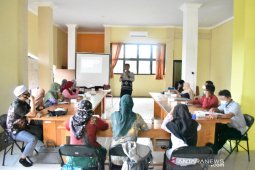 Dispusip Tala gelar kursus singkat menulis opini