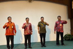 Bank Kalsel gandeng PT Pos Indonesia untuk optimalkan pelayanan nasabah