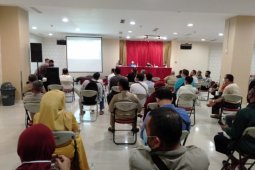 Ratusan pedagang minta Wali Kota Surabaya selesaikan masalah di Pasar Turi