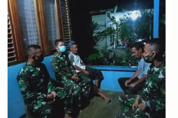 Anjangsana ke warga momen personel TMMD Kodim 1206/PSB ciptakan kebersamaan