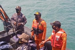 Otoritas Pelabuhan Dobo ingatkan kapal laut menunda pelayaran, patuhi peringatan dini