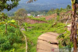BPBD dirikan tenda pengungsian bagi puluhan kepala keluarga