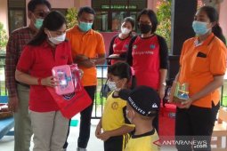 PKK Gianyar berikan bantuan alat permainan edukatif